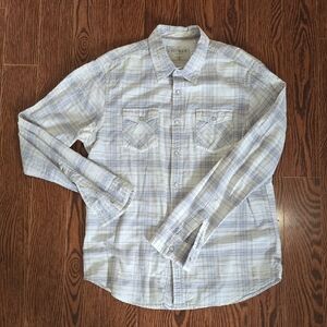 Guess Light Plaid Casual Button-Down Shirt